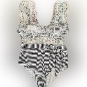 Swimsuit Bathing Suit 2pc Mallot Navy White Pinstripe Lace Bust Bow SZ XL Glam